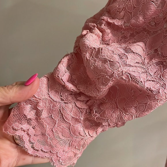 Lace stretch top / blouse mock neckline overlay with attached tank S/S pink sz S - Picture 5 of 15